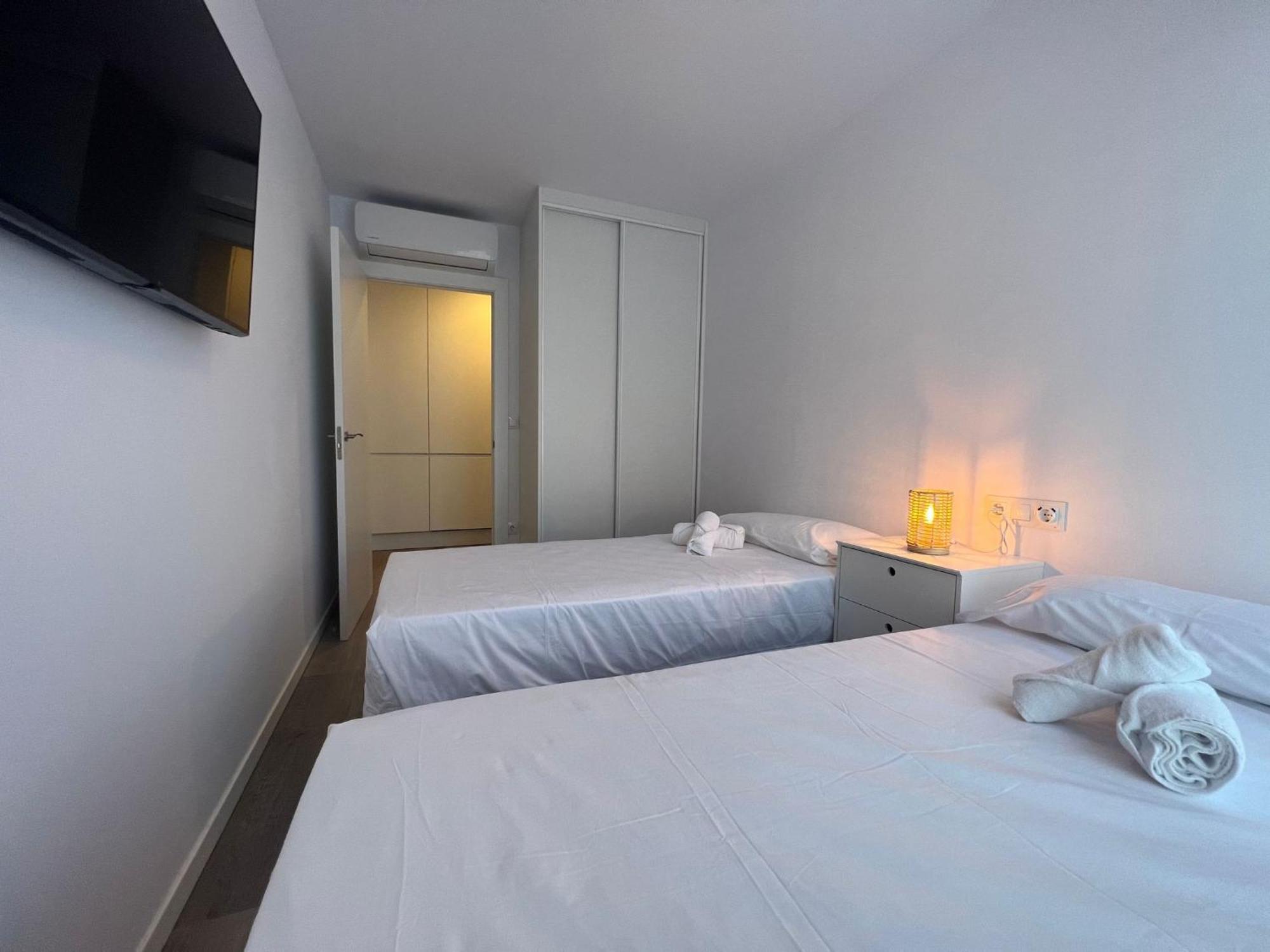 Apartamentos Aurea Pal 8 Y Gran Atenea Esperanto 5 貝尼多姆 外观 照片